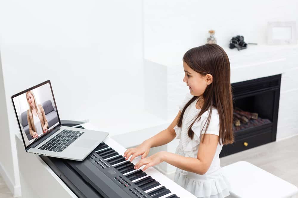 Top 4 Tips to Make the Most of Your Online Piano Lessons